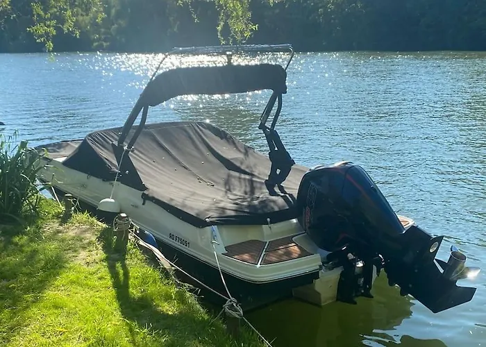 Au Bal Des Hirondelles Holiday home